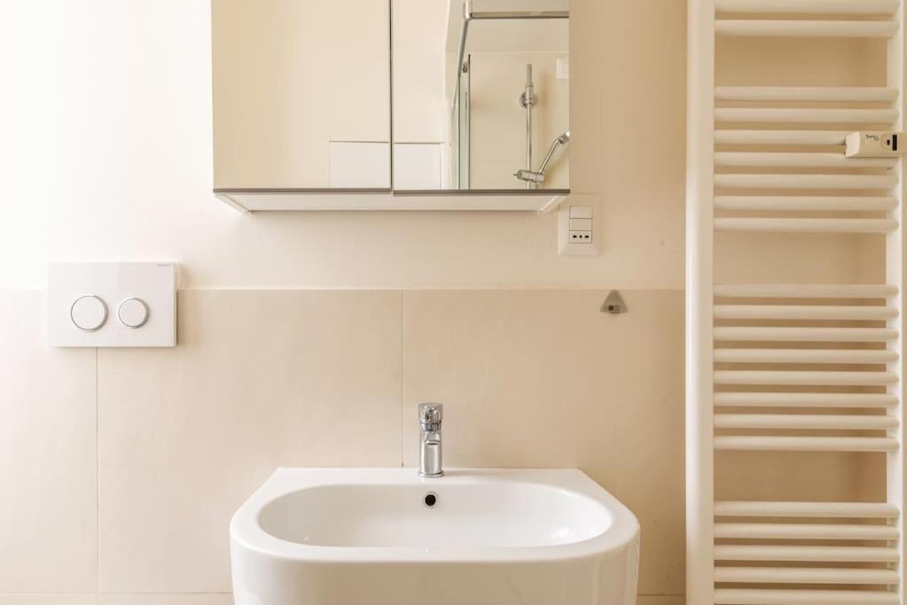 Studio Apartment Brera Mediolan Zewnętrze zdjęcie
